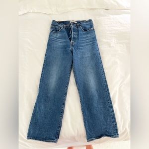 Levi’s ribcage straight ankle jeans